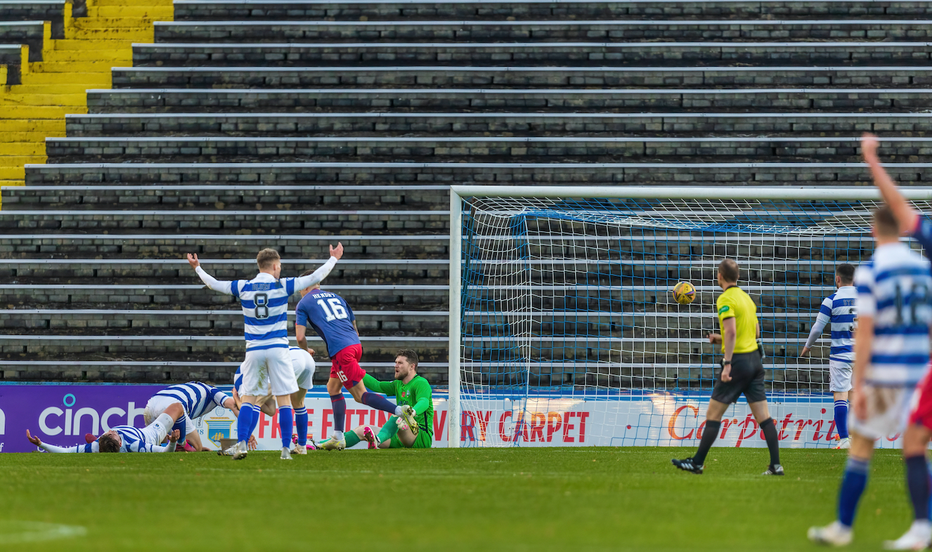 League leaders Killie too good for Ton